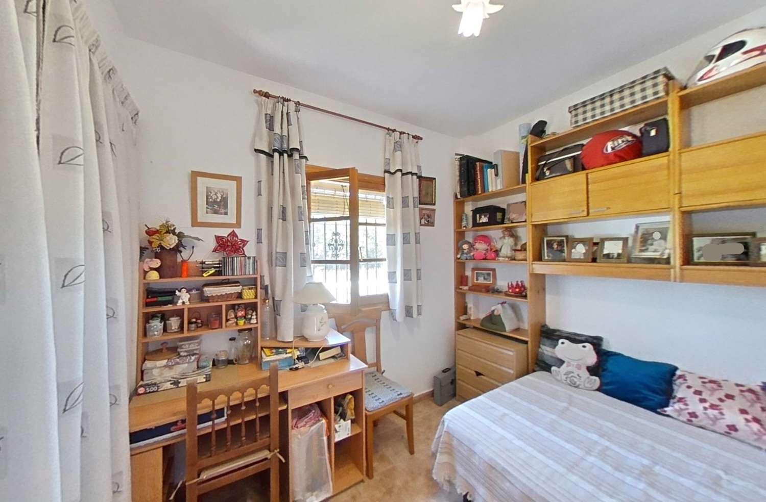 Preciosa casa de campo en parcela de 3.300m2 en Cártama