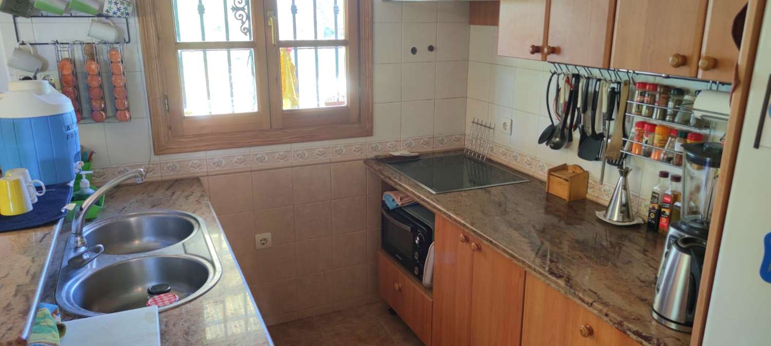 Preciosa casa de campo en parcela de 3.300m2 en Cártama