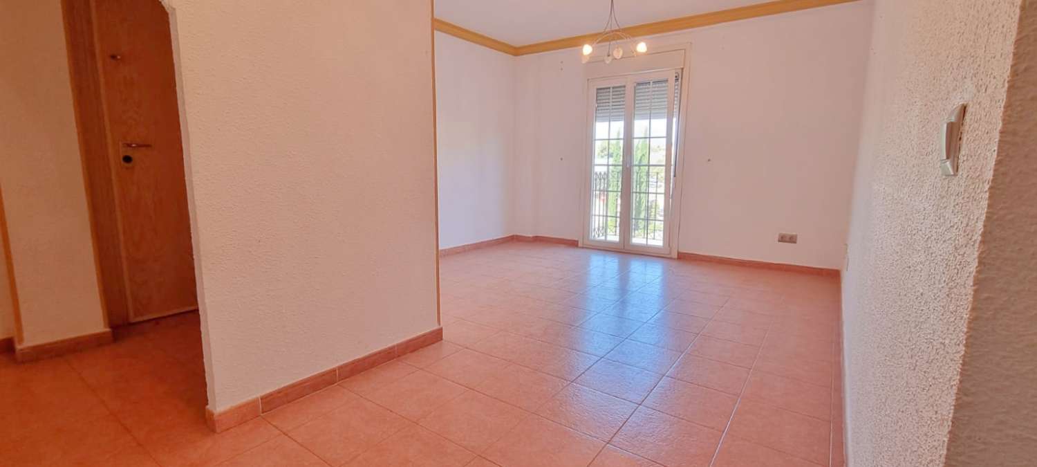 Piso de 3 habitaciones con aparcamiento