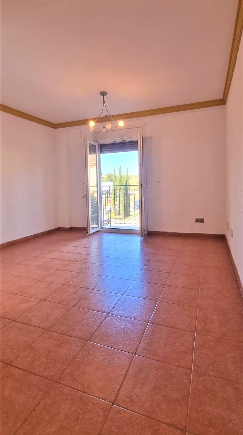 Piso de 3 habitaciones con aparcamiento