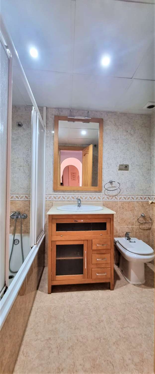 Piso de 3 habitaciones con aparcamiento