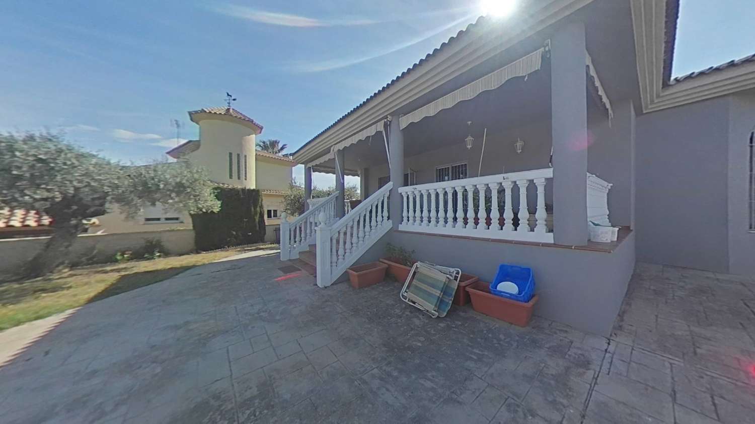 Chalet independiente en Urbanización Manantiales