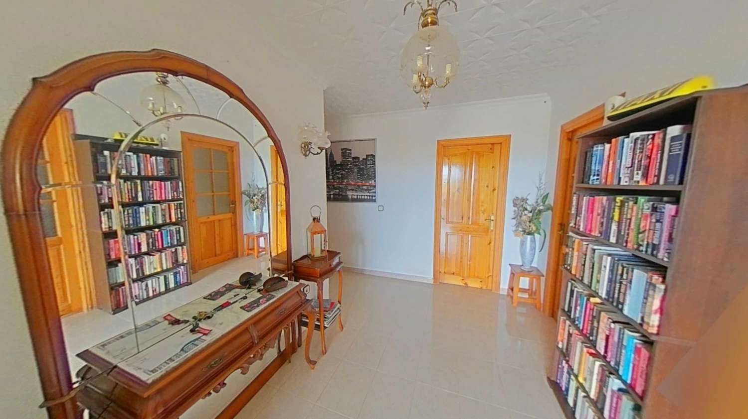 Gran chalet independiente en Pinos de Alhaurín con dos viviendas y piscina en parcela de 2.500m2