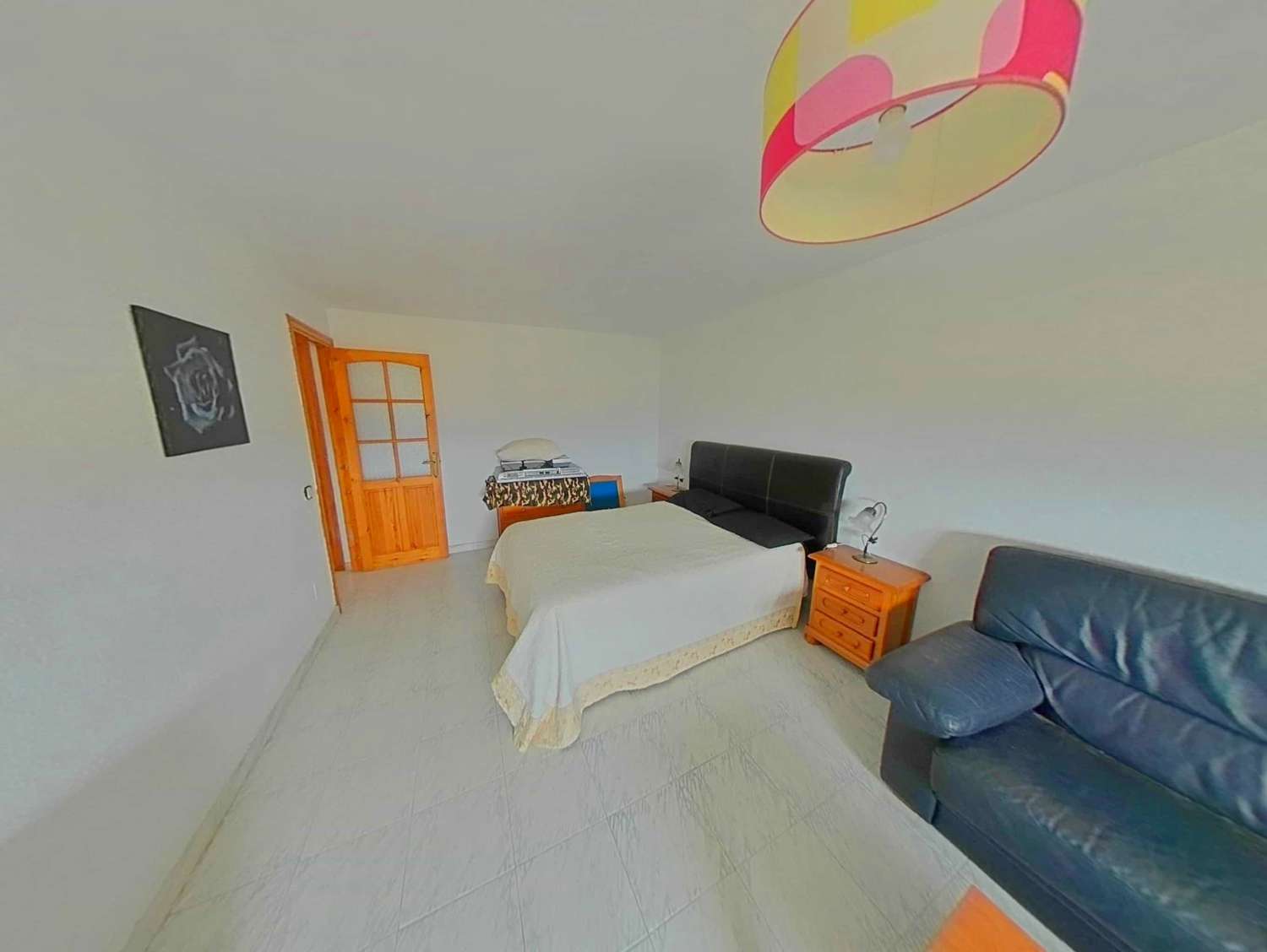 Gran chalet independiente en Pinos de Alhaurín con dos viviendas y piscina en parcela de 2.500m2