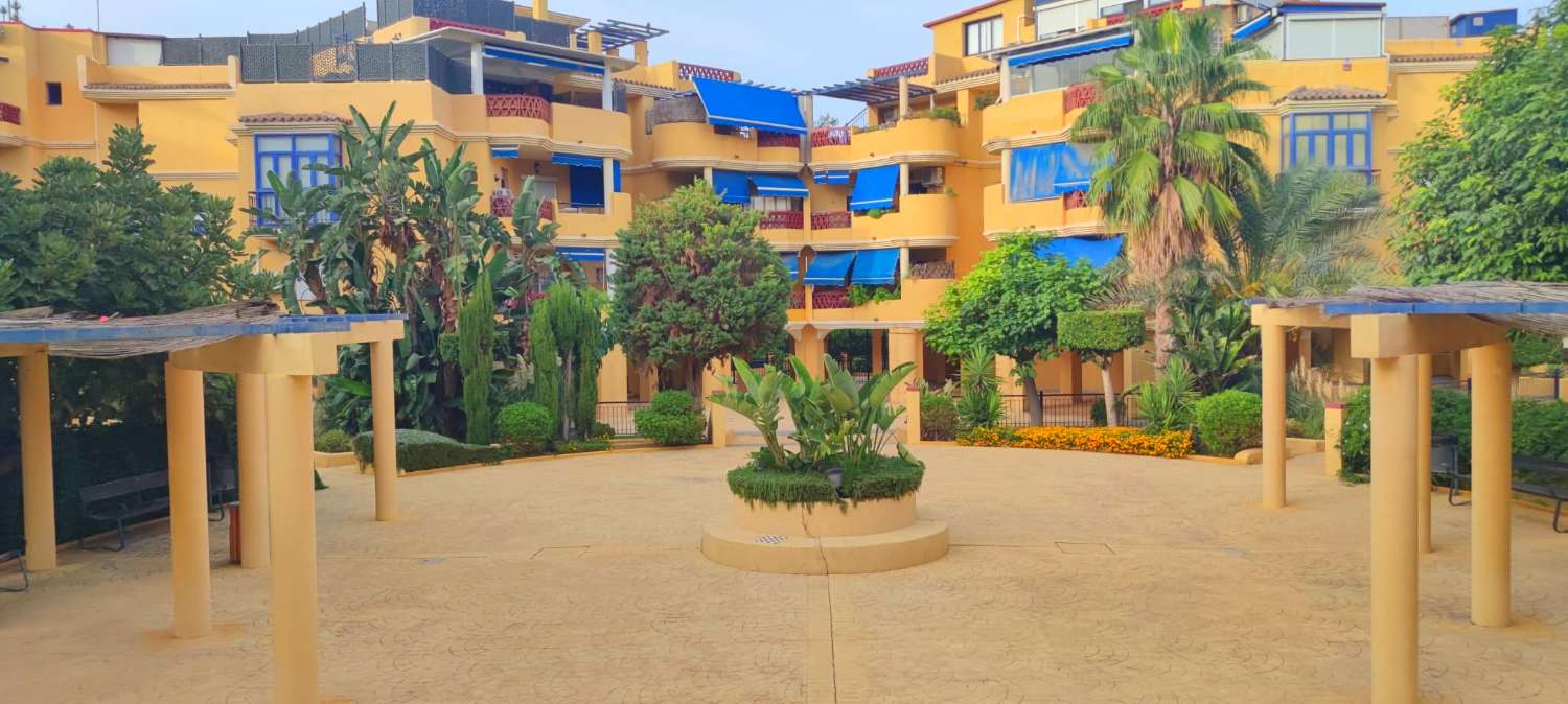 3-bedroom apartment in a closed area with terrace, pool, parking and storage room