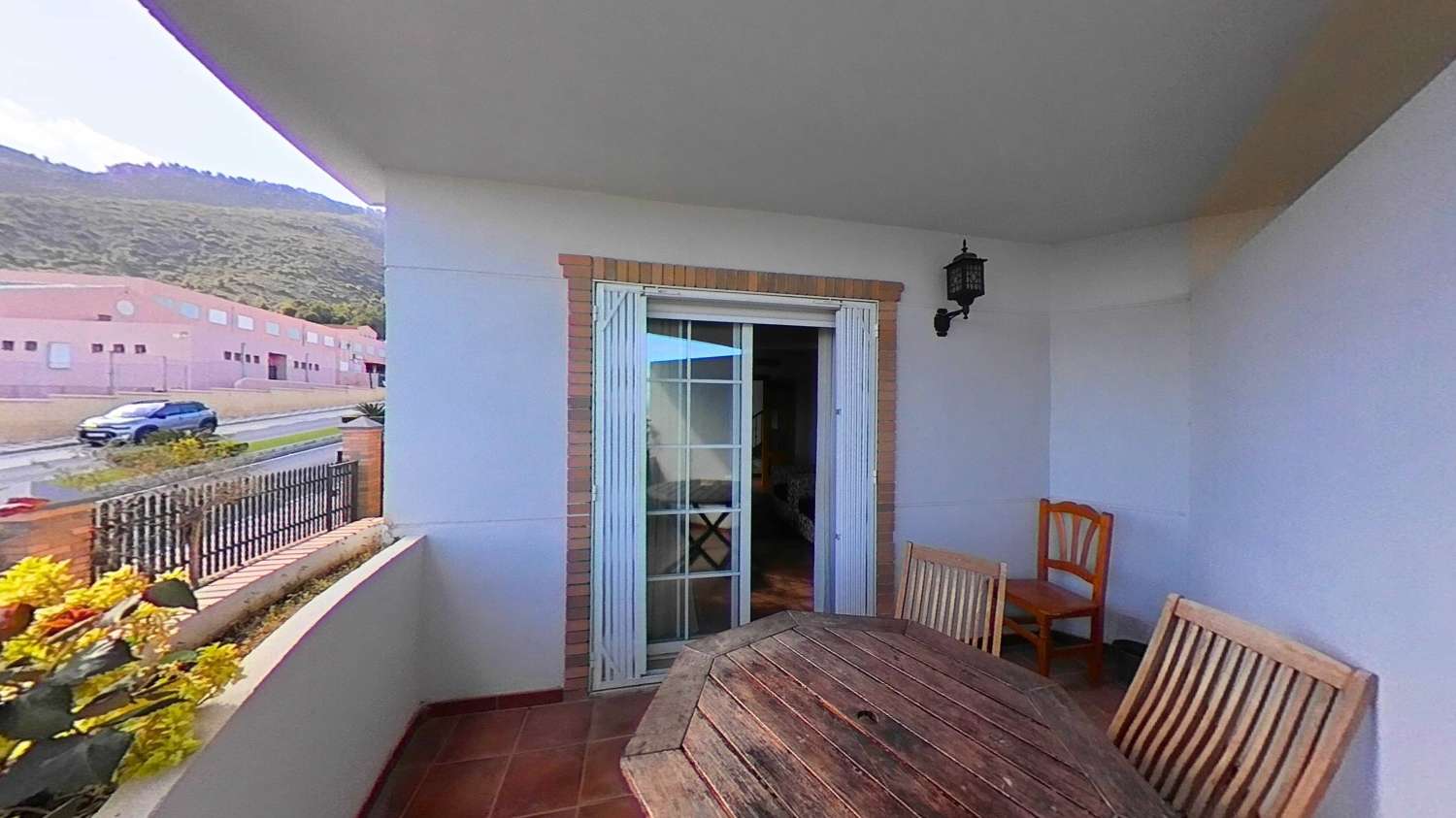 Semi-detached house with 5 bedrooms and private pool in Cortijos del Sol area