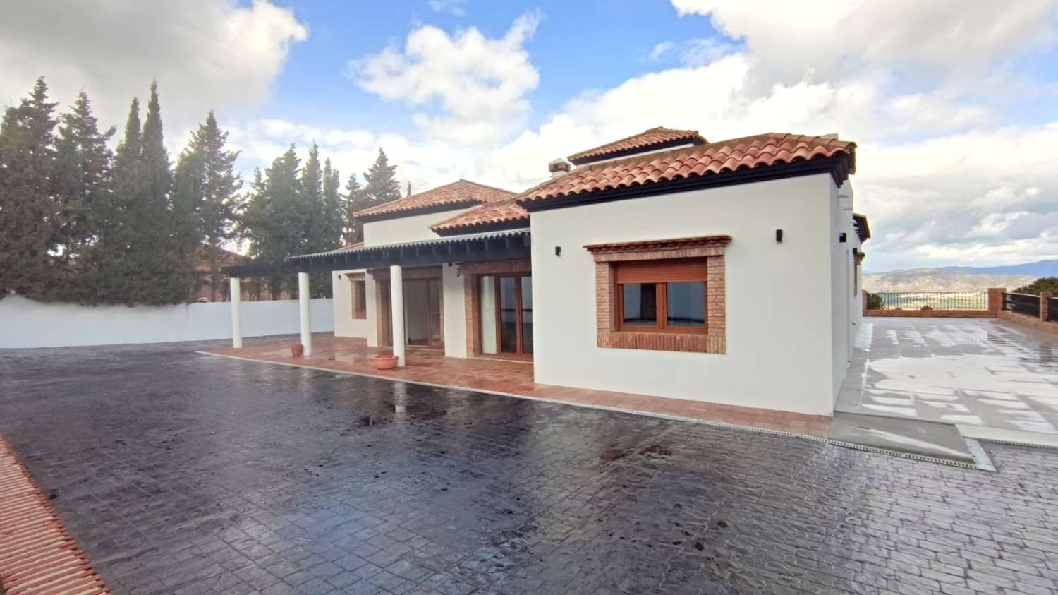 Impresionante villa en venta en Pinos de Alhaurin