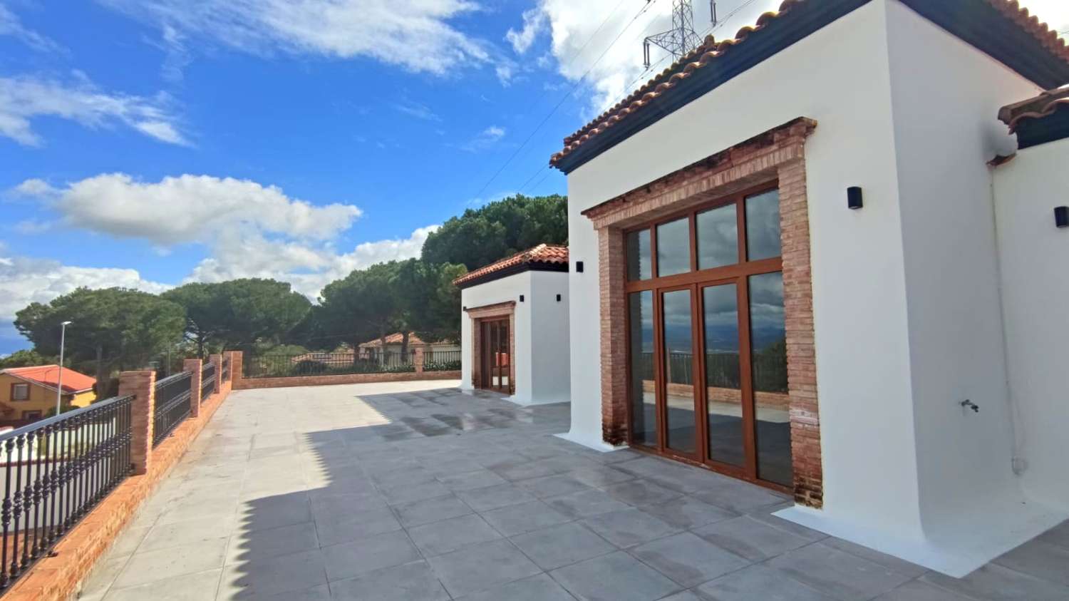 Impresionante villa en venta en Pinos de Alhaurin