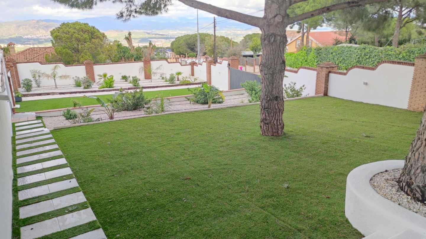 Impresionante villa en venta en Pinos de Alhaurin