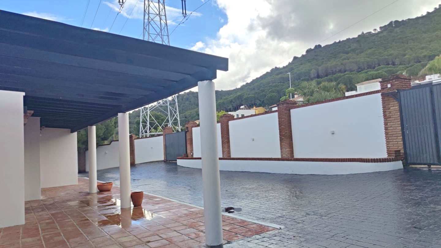 Impresionante villa en venta en Pinos de Alhaurin
