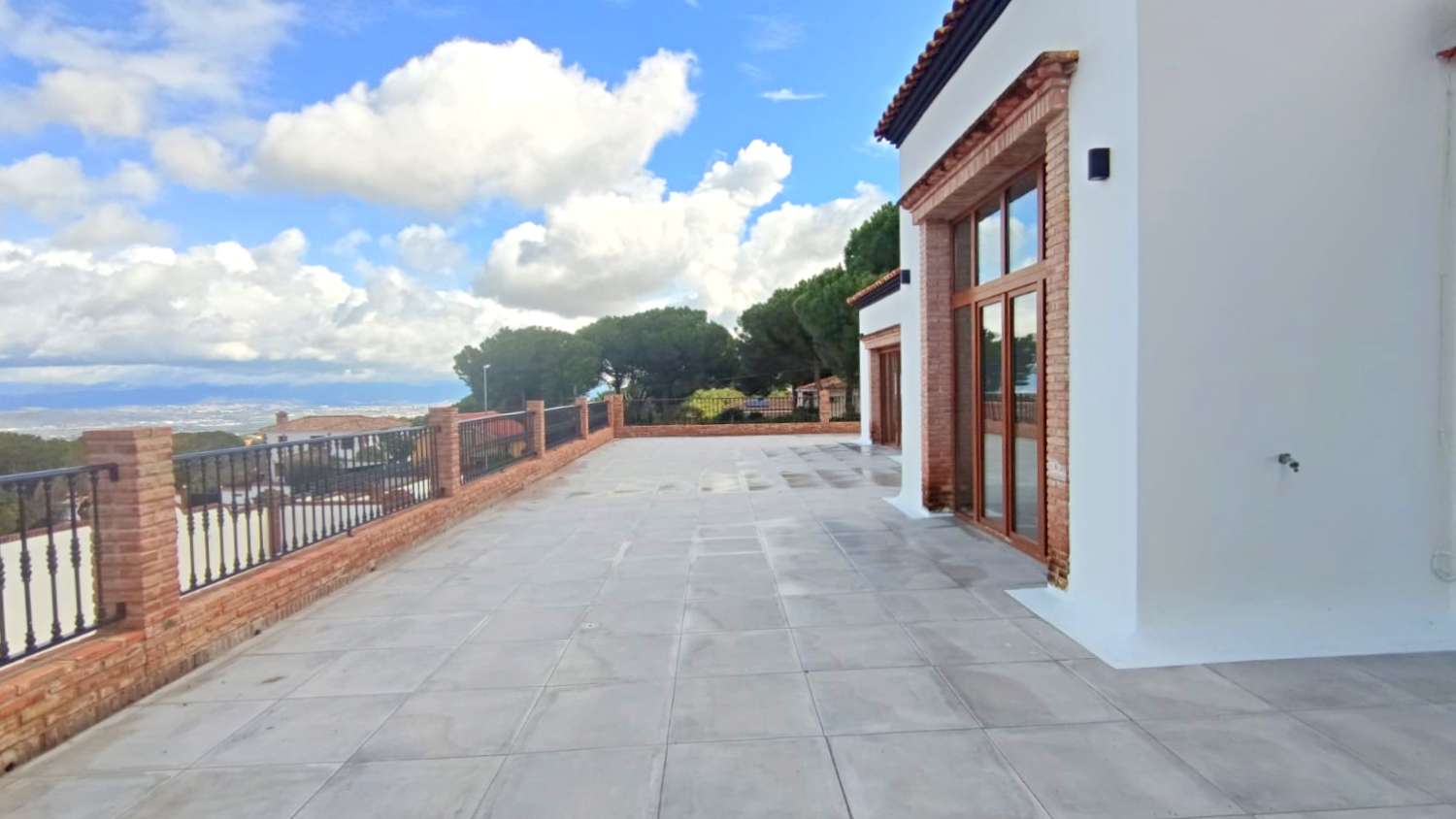 Impresionante villa en venta en Pinos de Alhaurin