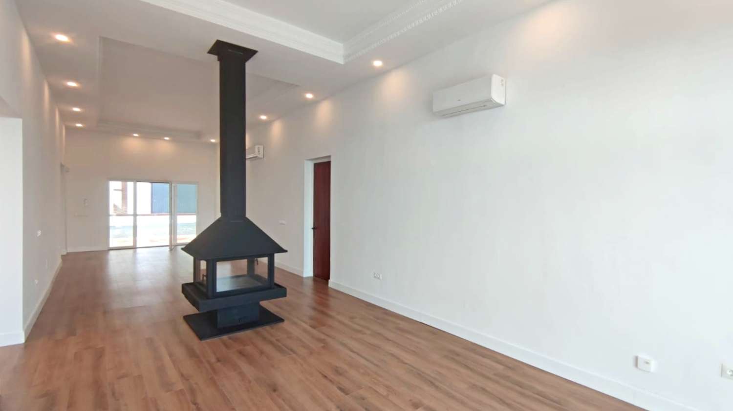 Impresionante villa en venta en Pinos de Alhaurin
