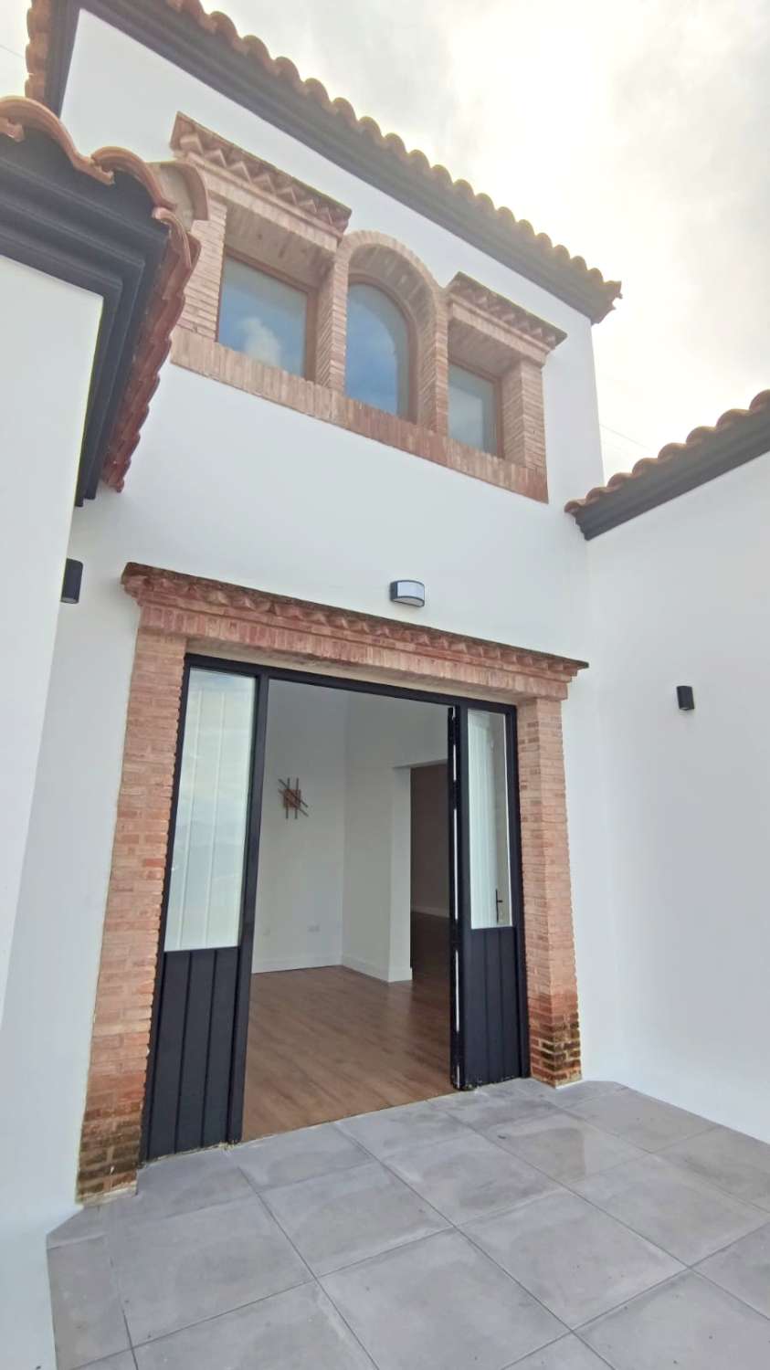 Impresionante villa en venta en Pinos de Alhaurin