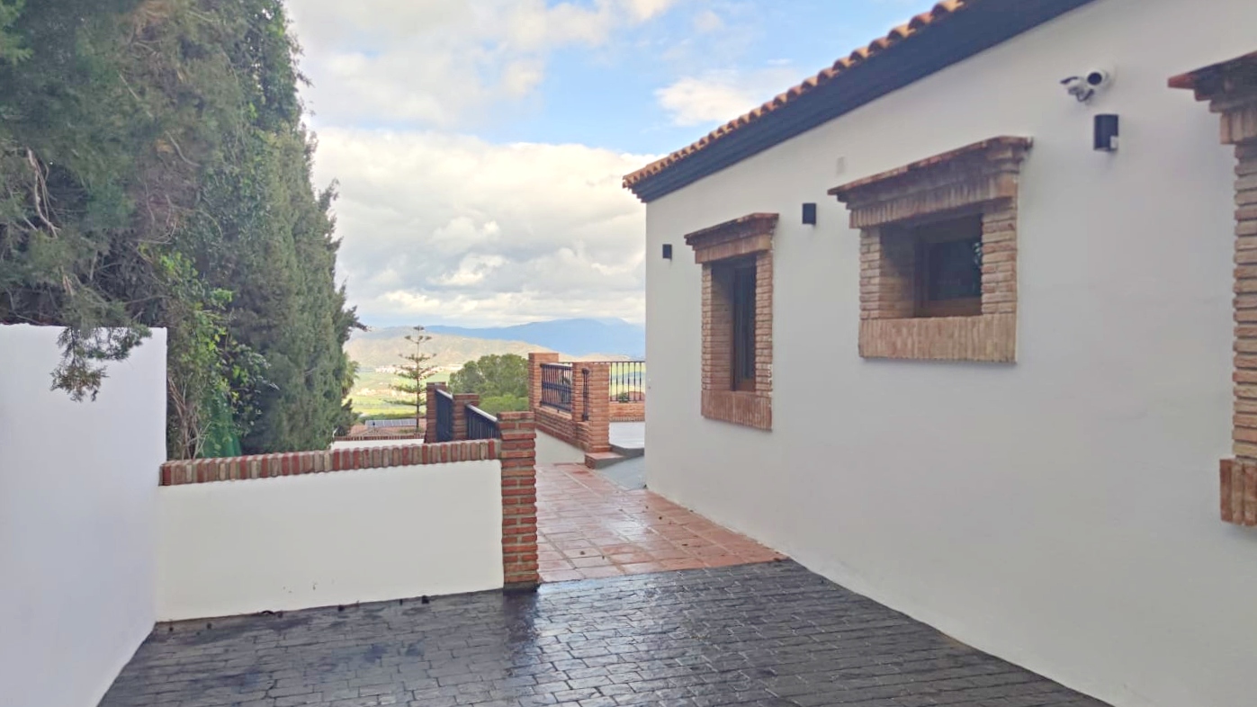 Impresionante villa en venta en Pinos de Alhaurin