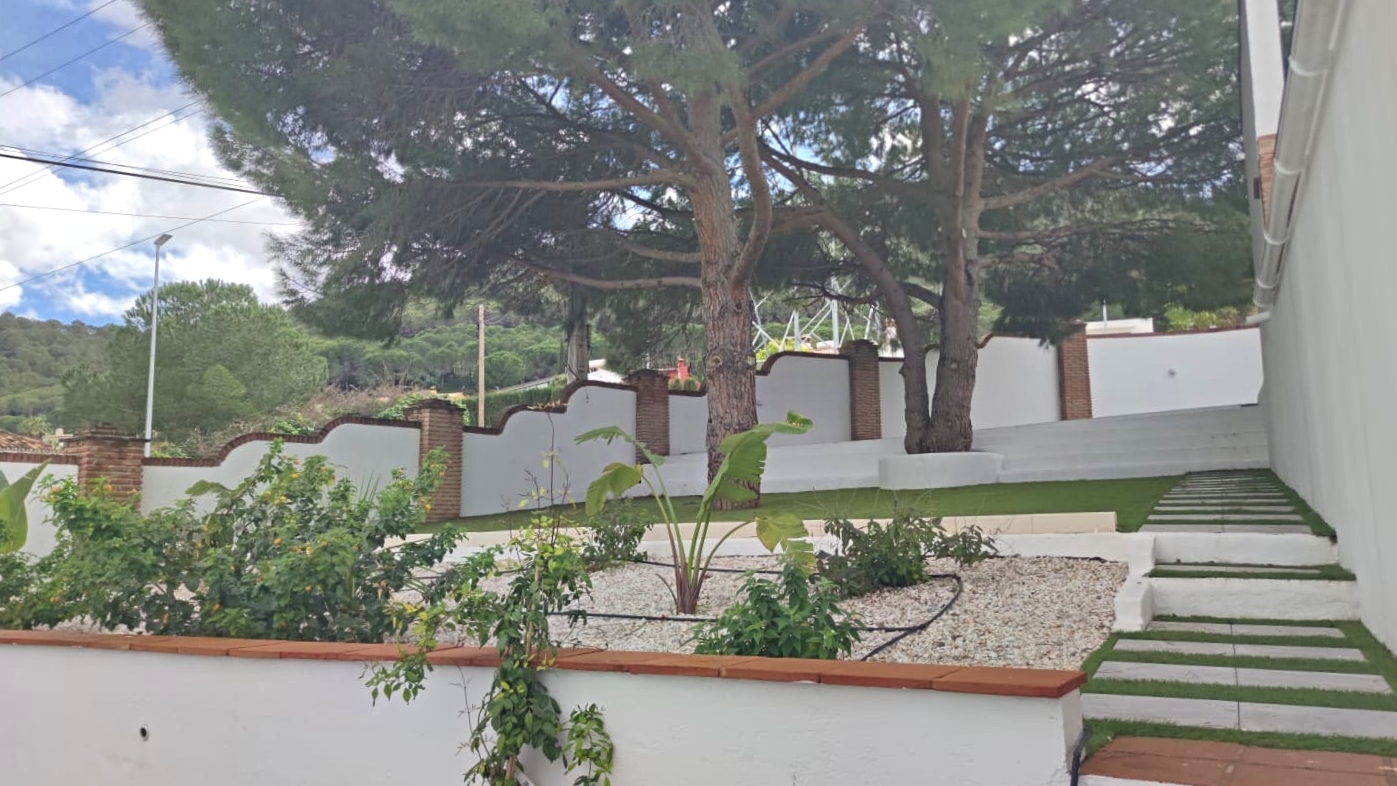 Impresionante villa en venta en Pinos de Alhaurin