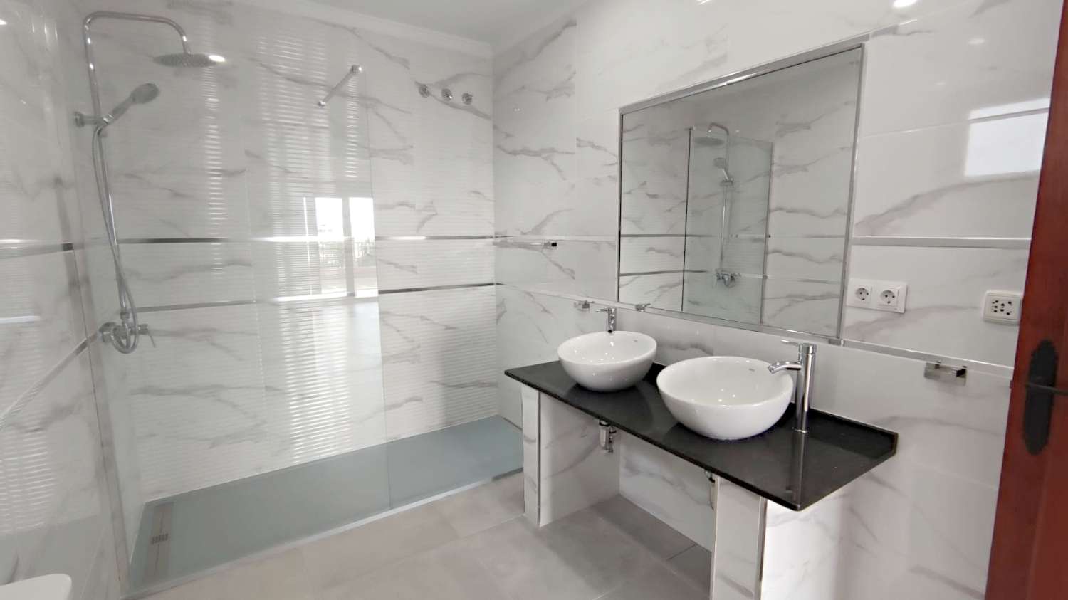 Impresionante villa en venta en Pinos de Alhaurin