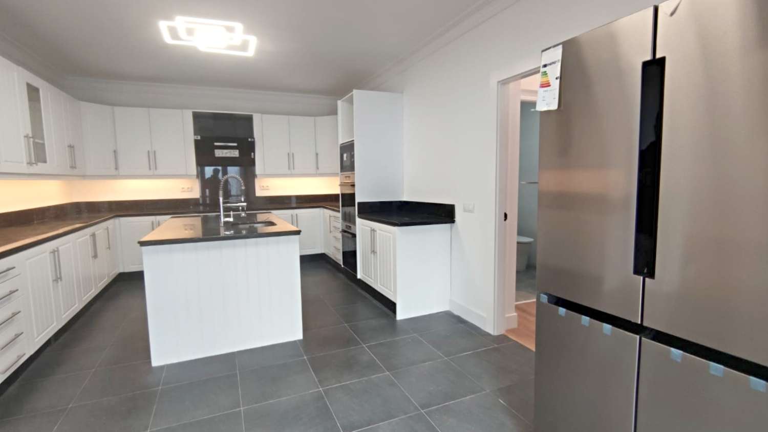 Impresionante villa en venta en Pinos de Alhaurin