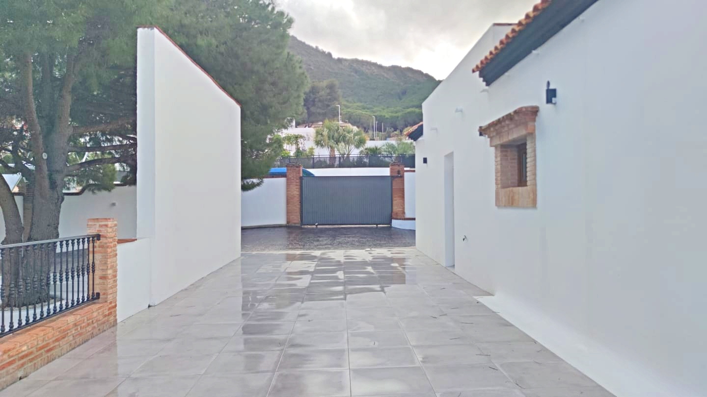 Impresionante villa en venta en Pinos de Alhaurin