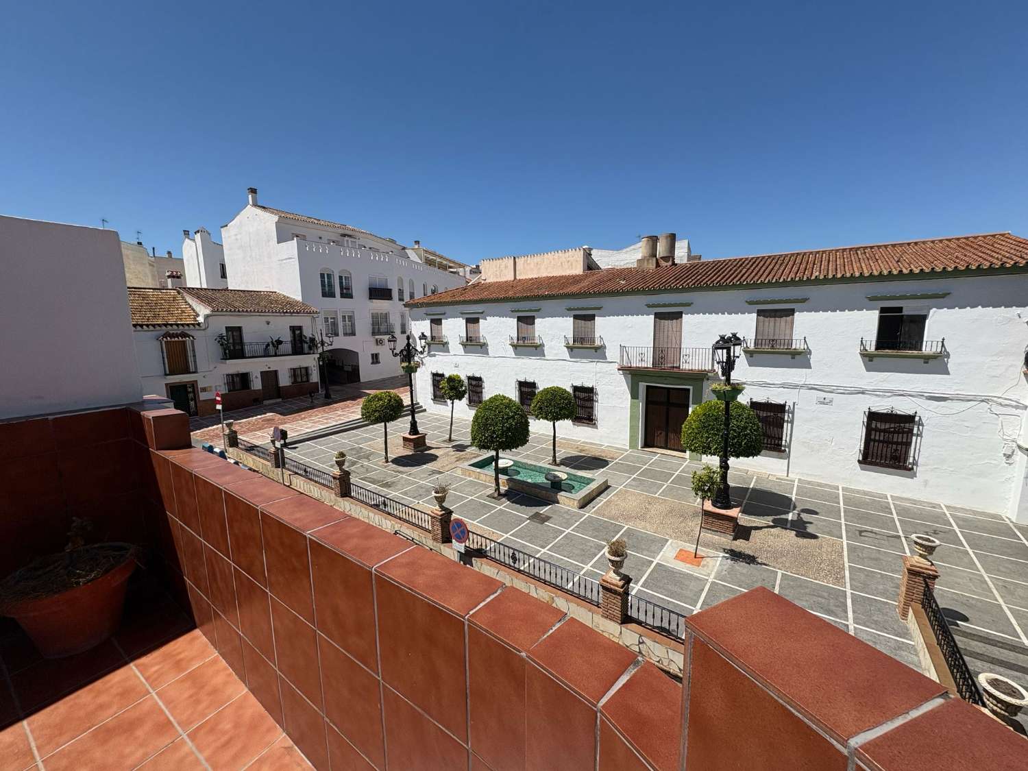 Casa adosada de 2 dormitorios y gran terraza