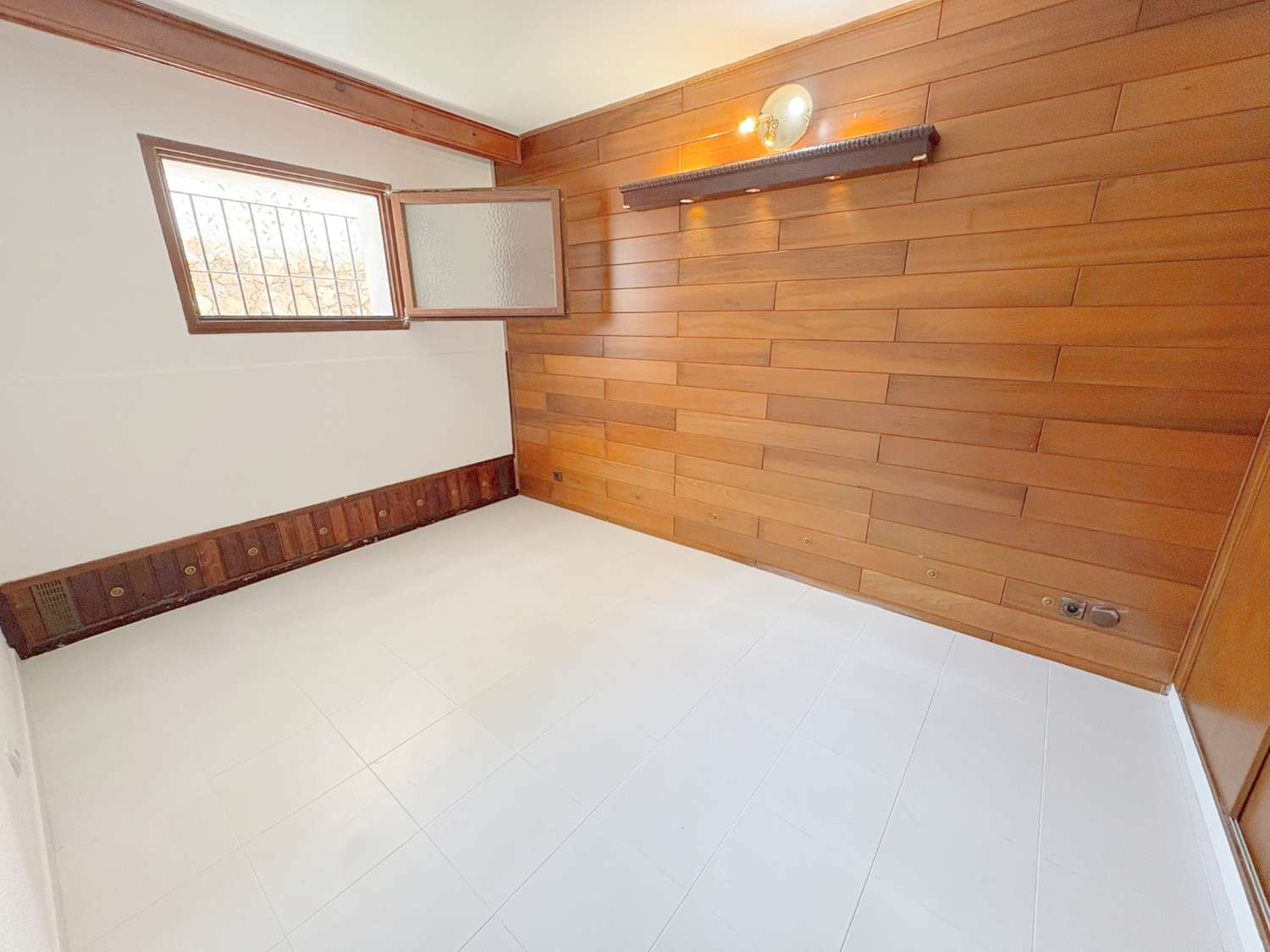 Piso de 2 dormitorios en Torremolinos