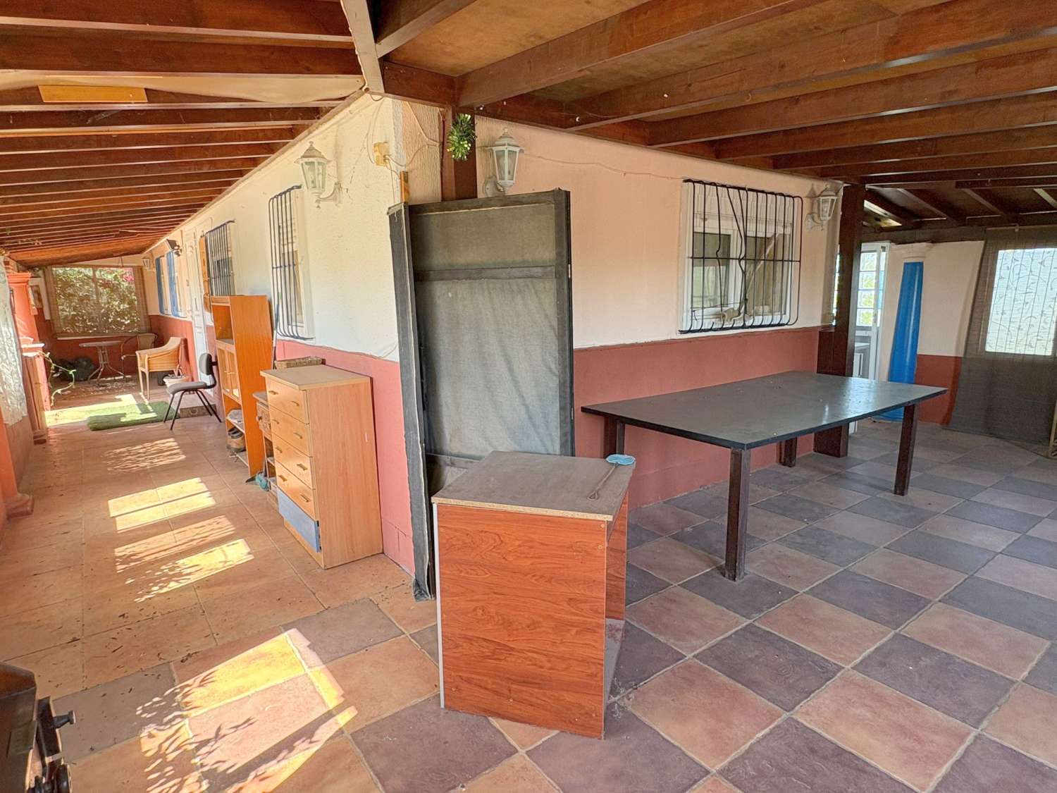 Casa de campo en la zona de La Alquería con vivienda escriturada y registrada.