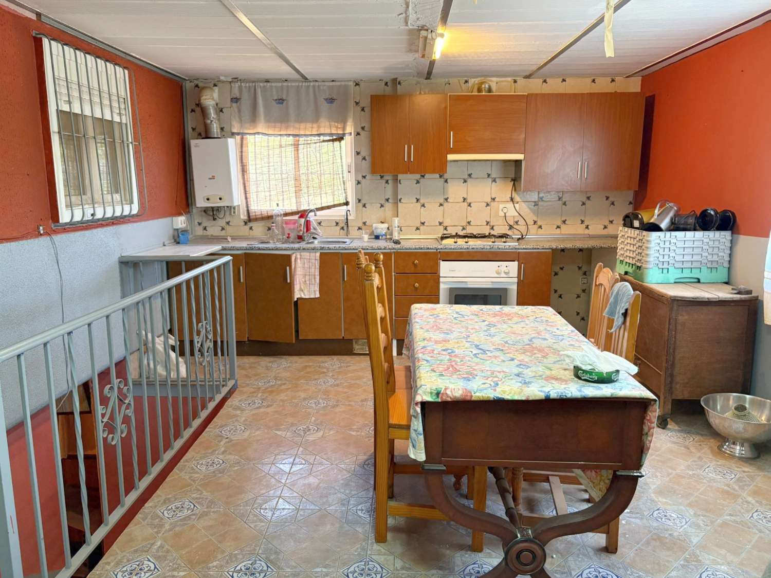 Casa de campo en la zona de La Alquería con vivienda escriturada y registrada.