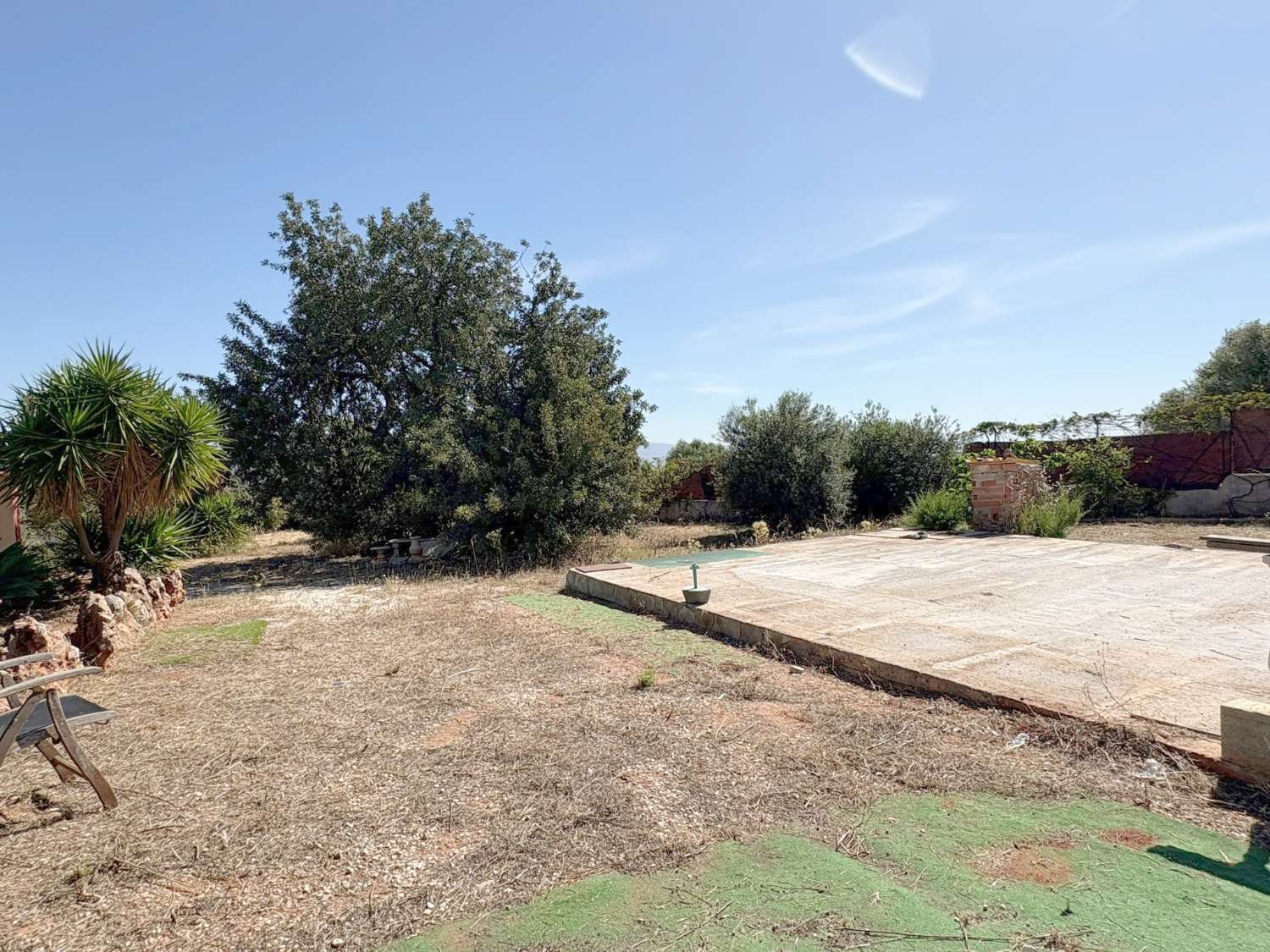 Casa de campo en la zona de La Alquería con vivienda escriturada y registrada.