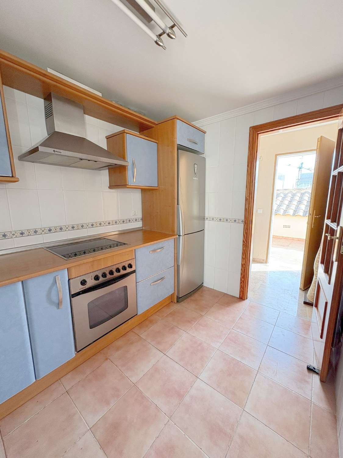 Ático de 2 dormitorios con terraza en zona Isaac Peral