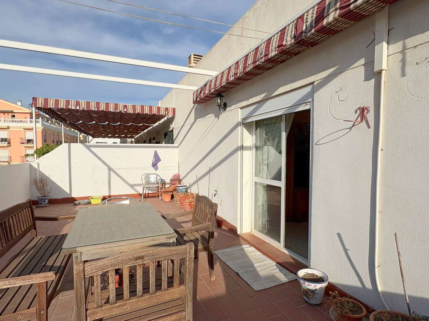 Ático de 3 dormitorios con gran terraza