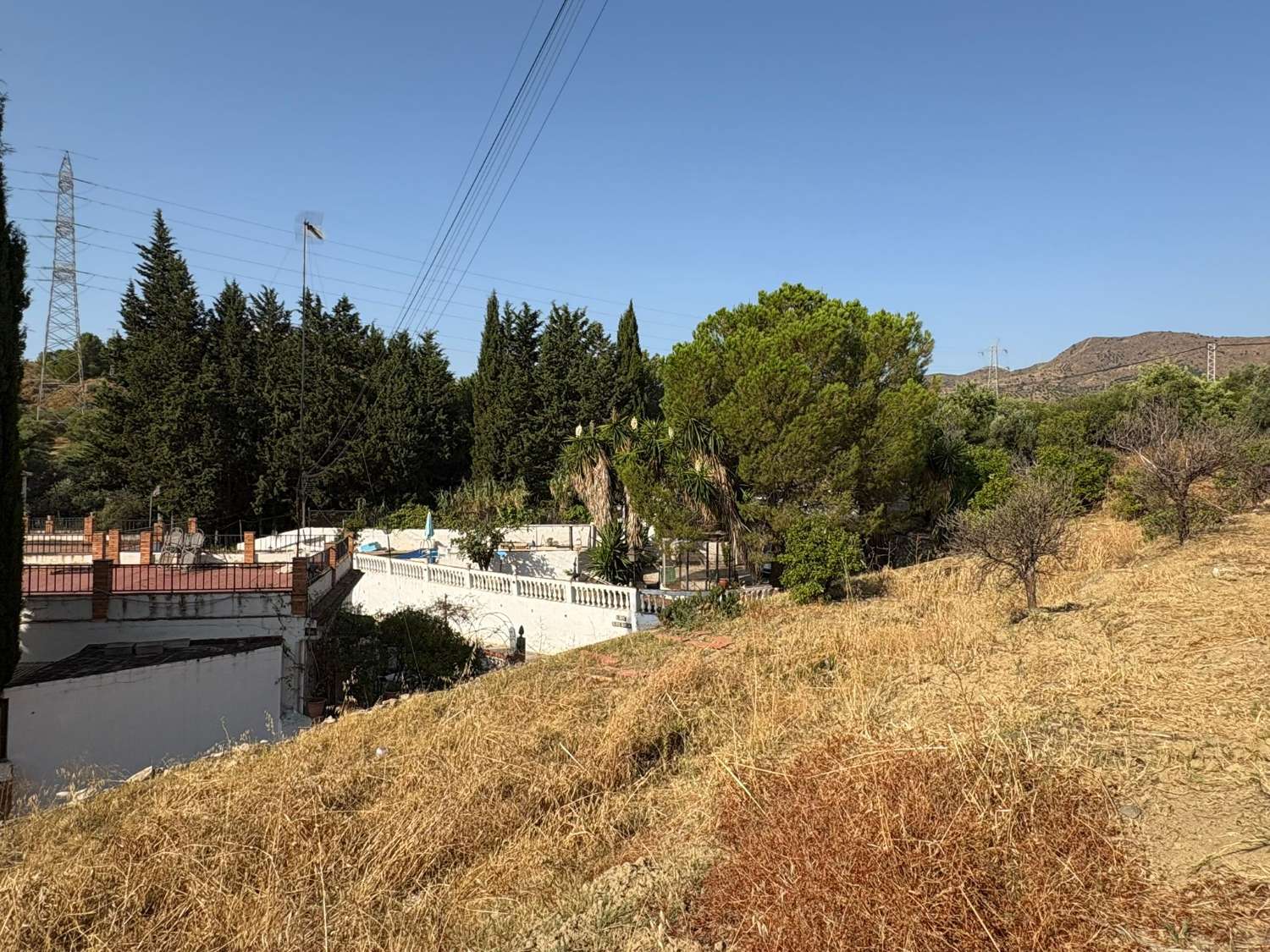 Finca de 6.000m2 junto a la A-45 a la entrada de la ciudad de Málaga