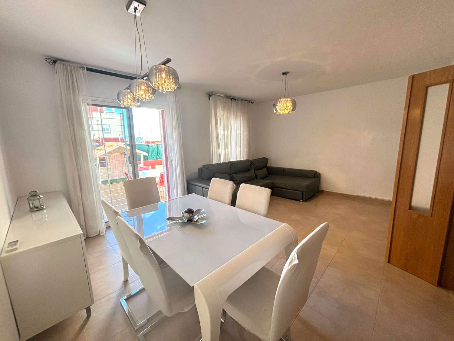 Magnificent semi-detached villa in Santa Amalia (Alhaurín de la Torre)