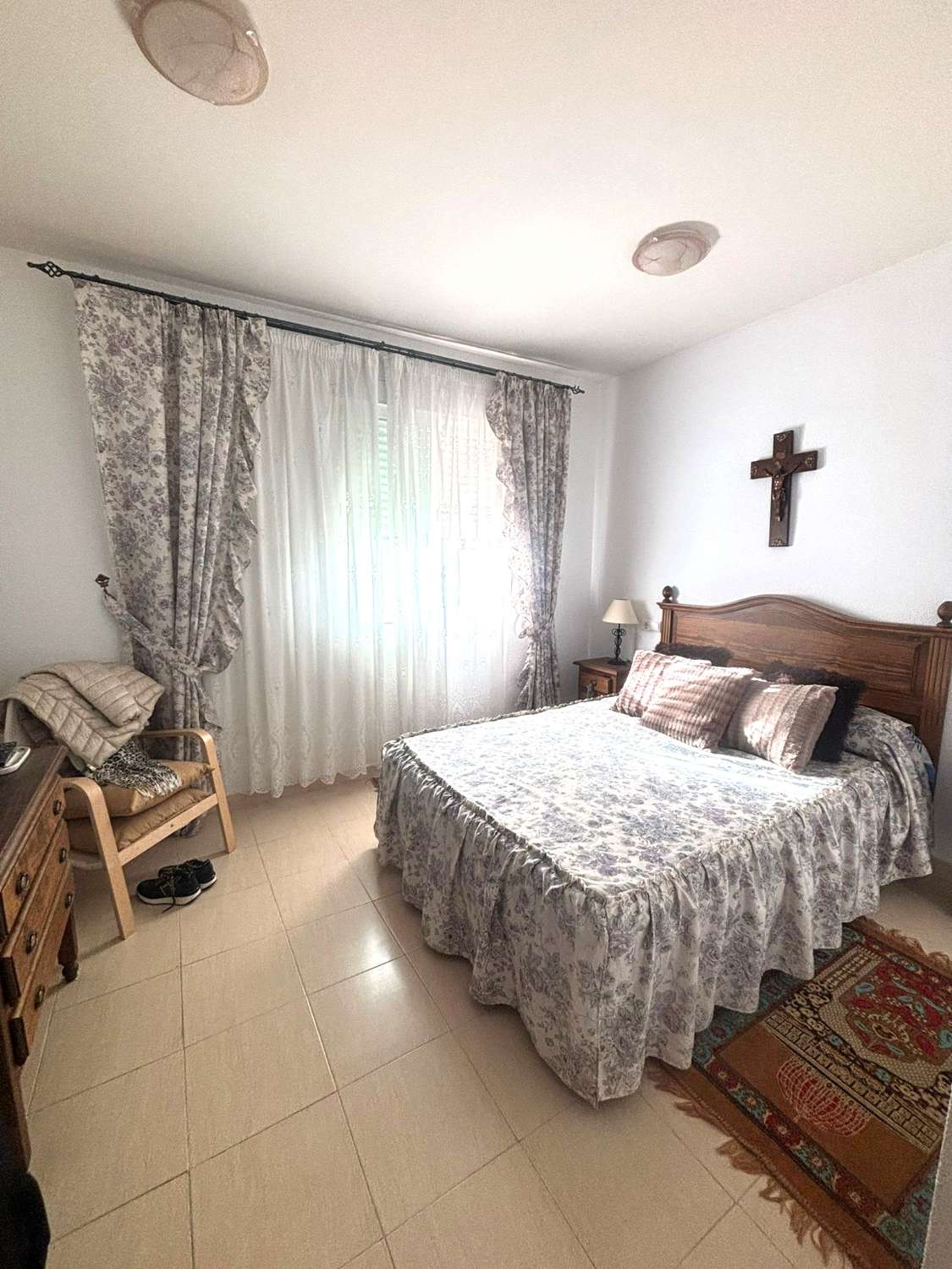 Three-bedroom apartment in the Puerta Capellanía residential complex.