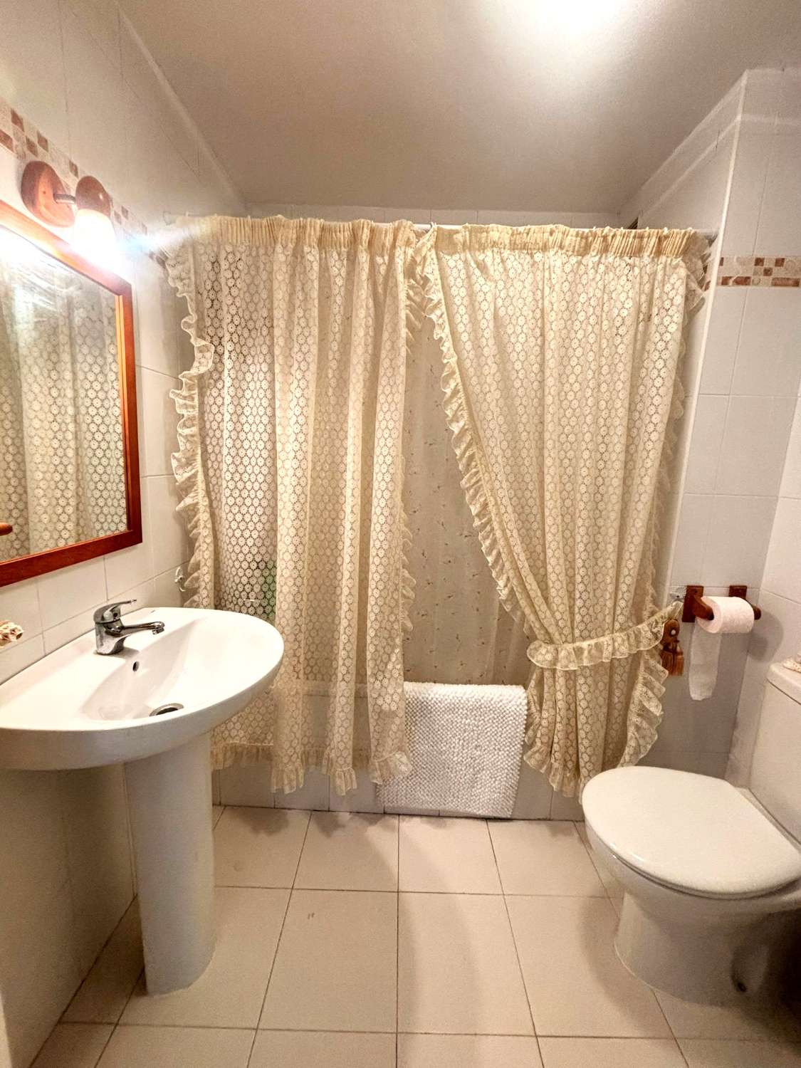 Three-bedroom apartment in the Puerta Capellanía residential complex.