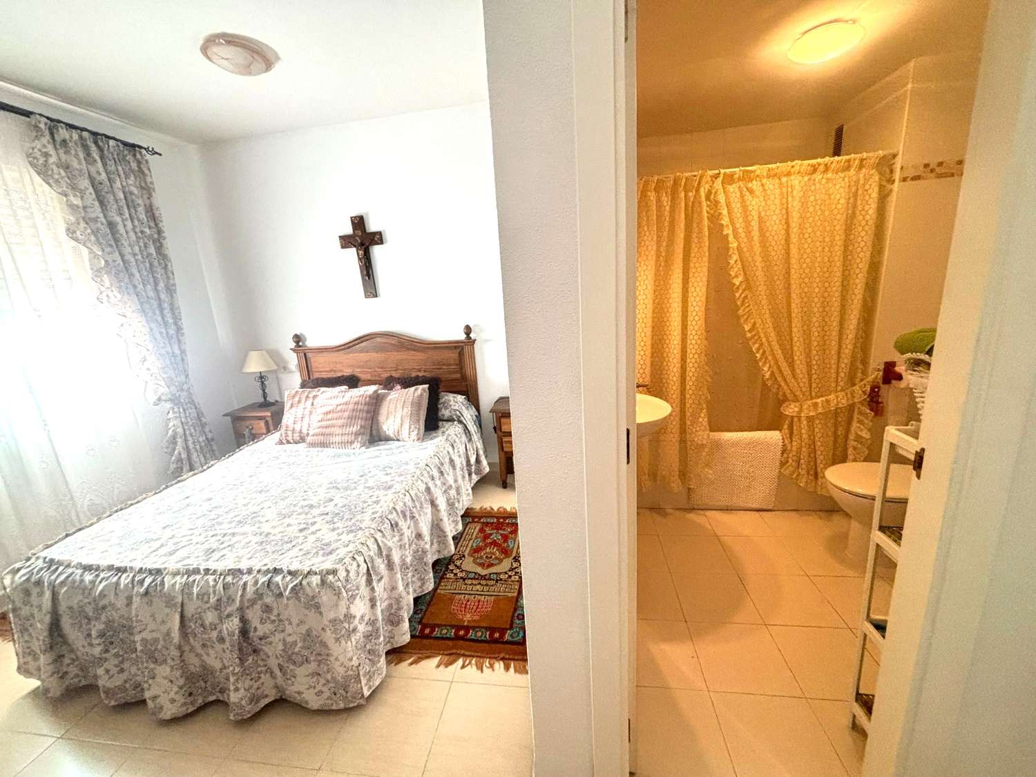 Three-bedroom apartment in the Puerta Capellanía residential complex.