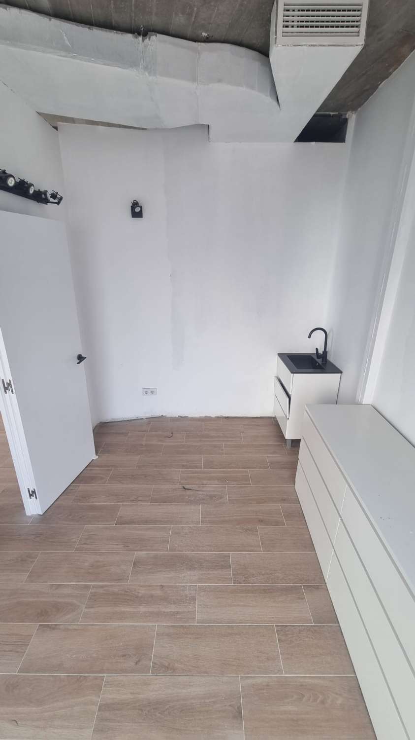 Local comercial en esquina con máxima visibilidad