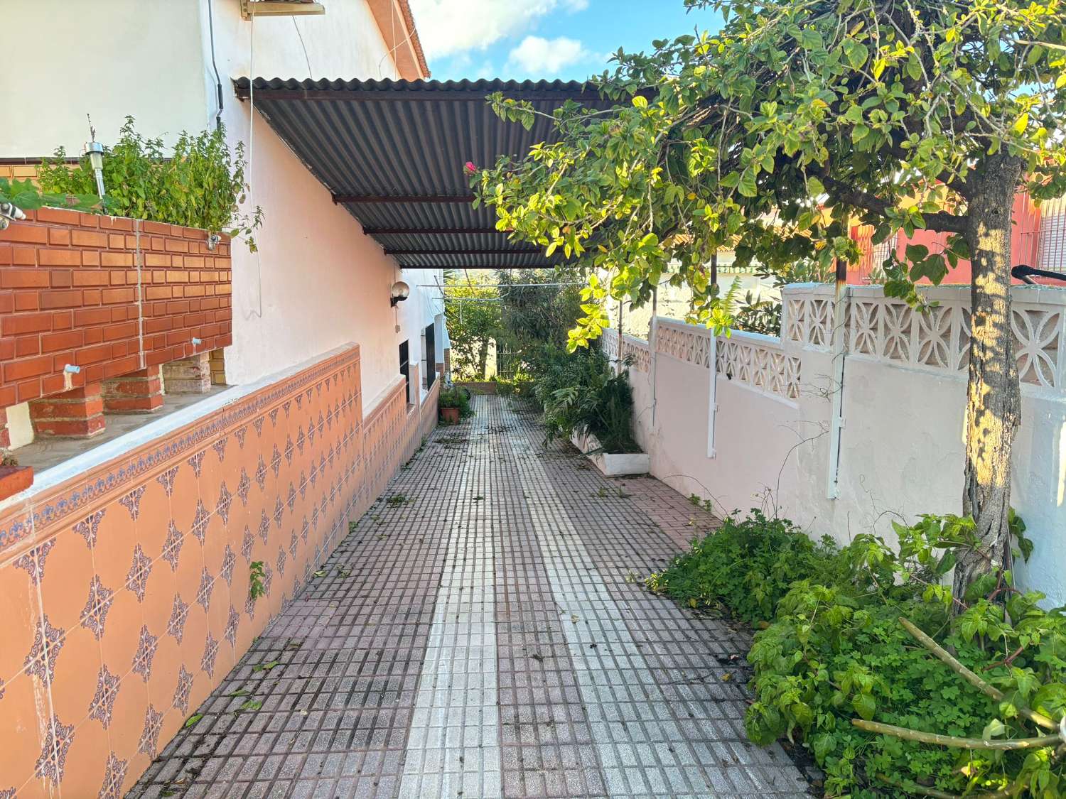 Chalet Independiente en Centro de Alhaurin de la Torre.