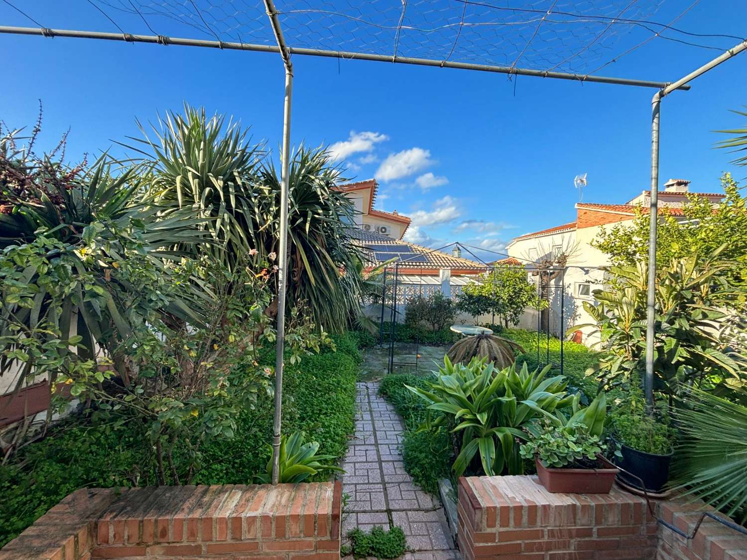 Chalet Independiente en Centro de Alhaurin de la Torre.