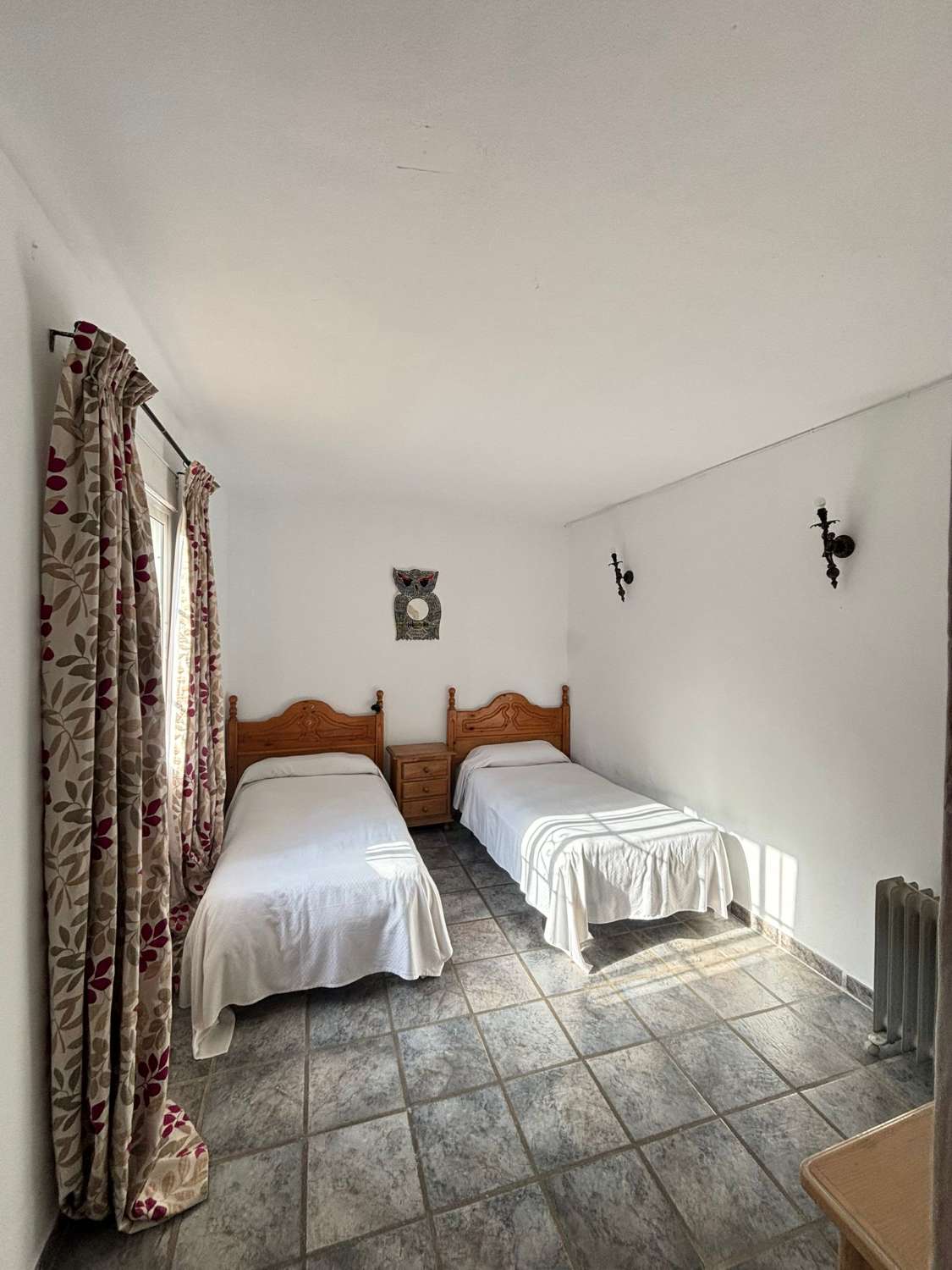 Finca con dos viviendas independientes, piscina con jacuzzi y vistas abiertas en Alhaurín el Grande