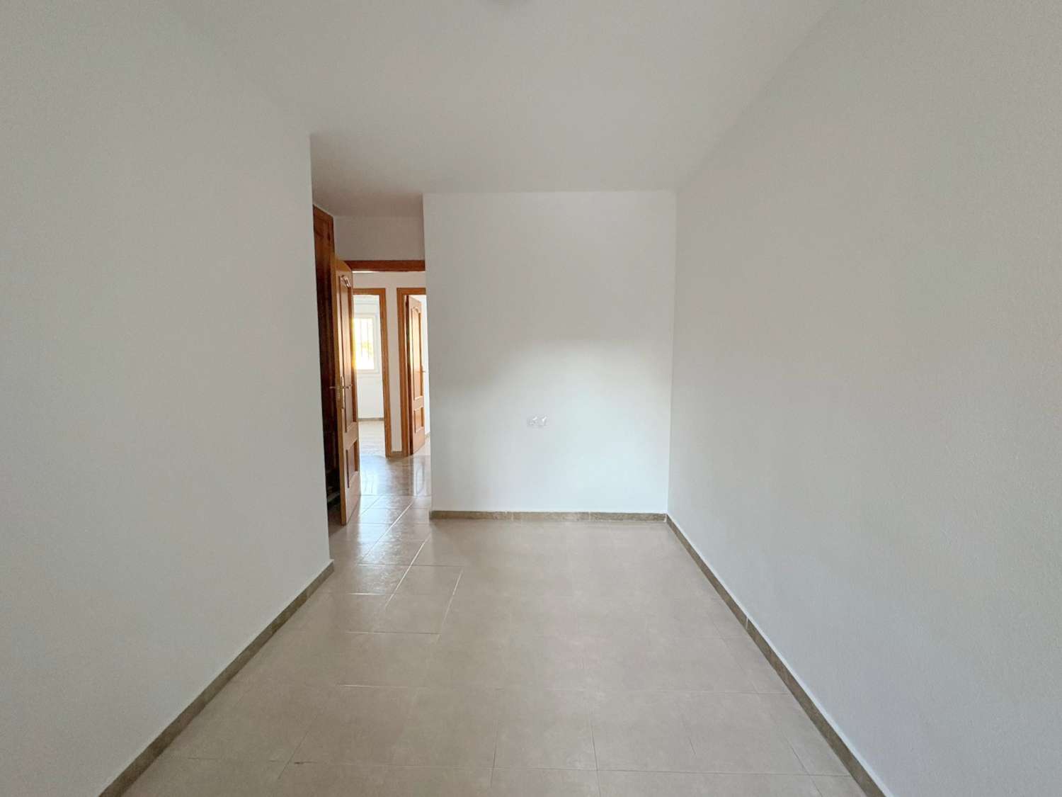 Piso de 3 dormitorios con parking y ascensor en zona Isaac Peral