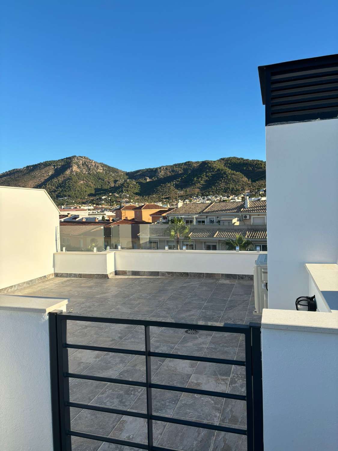 Ultimo ático disponible  de Obra Nueva con Terraza Privada en el Centro de Alhaurín de la Torre.