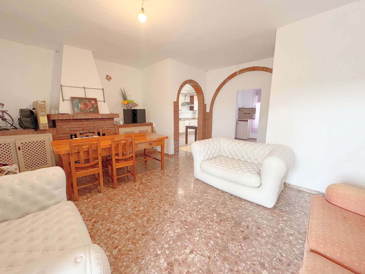 Rustic property with two independent houses in La Alquería.