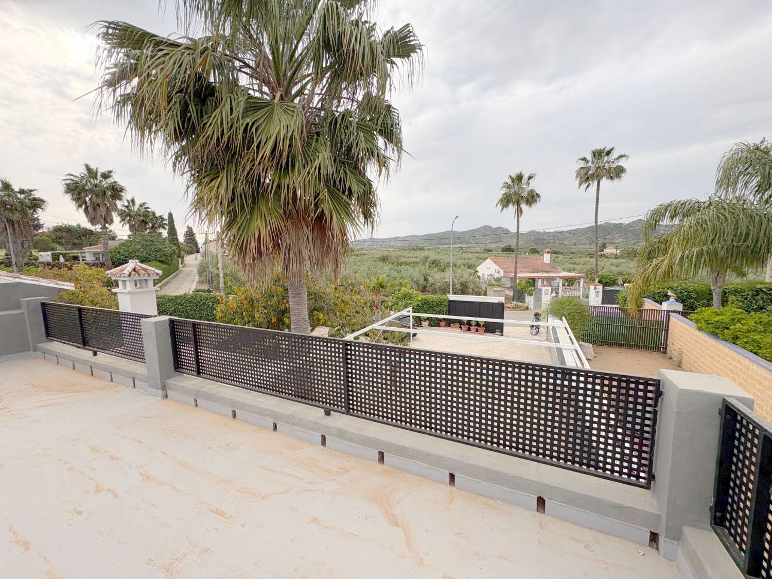 Rustic property with two independent houses in La Alquería.