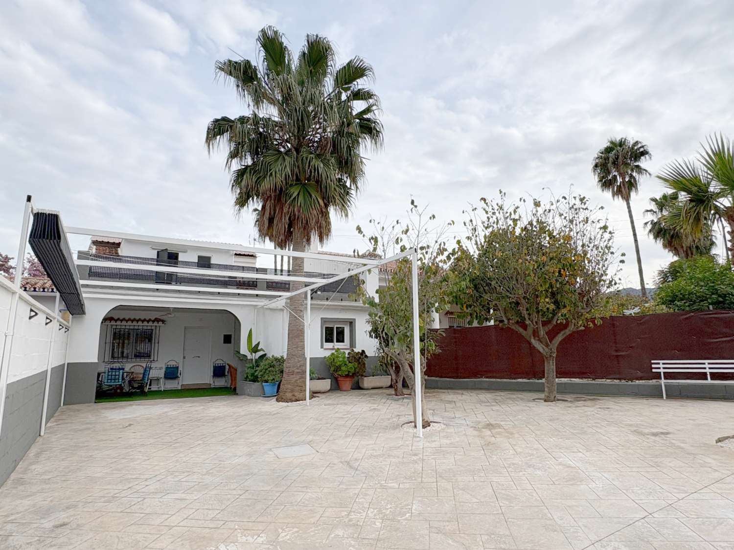 Rustic property with two independent houses in La Alquería.