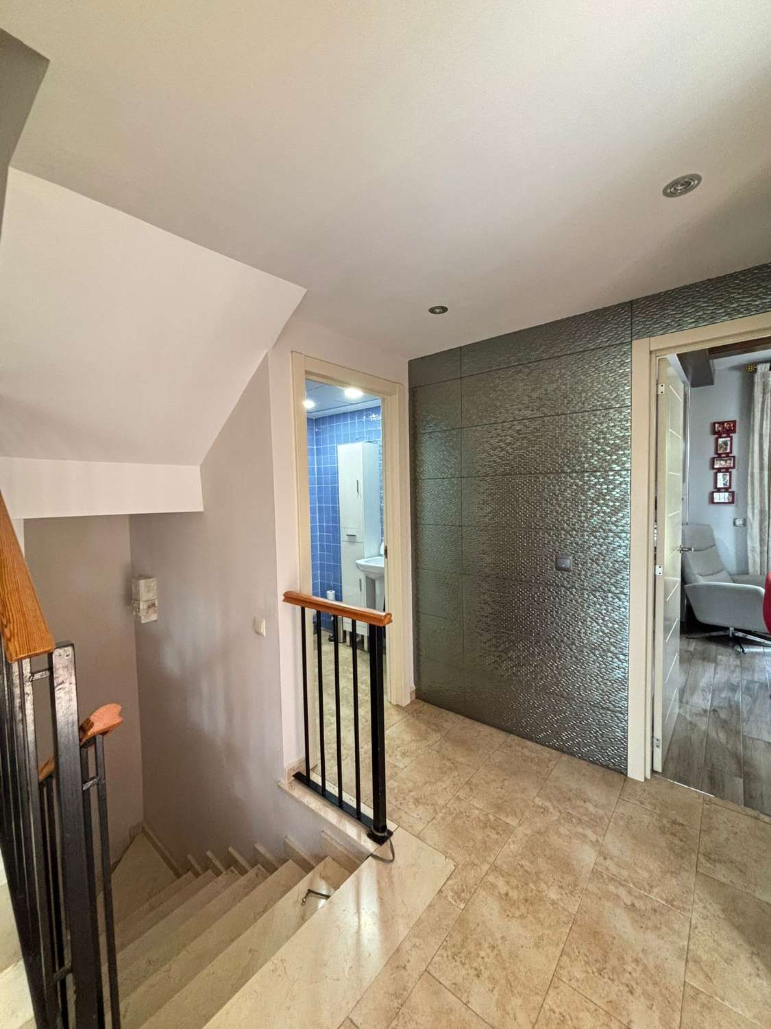 Magnificent semi-detached villa in Alhaurín de la Torre.