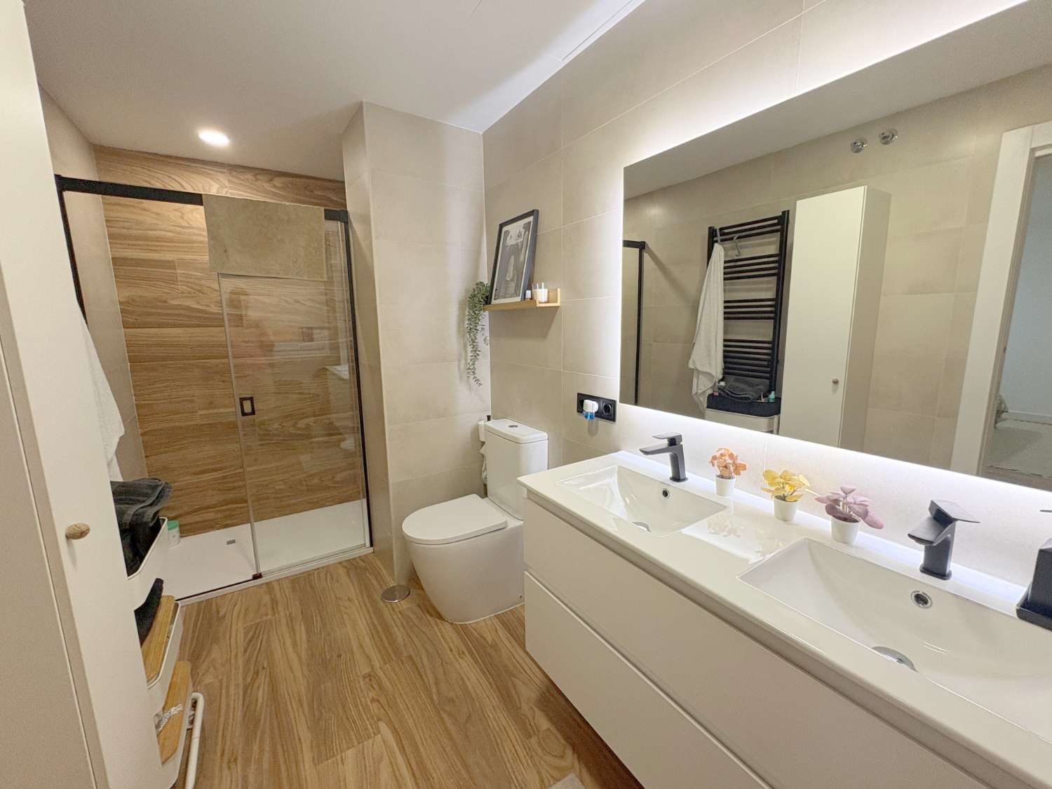 Vivienda de 3 habitaciones reformada con terraza y piscina en Alhaurín de la Torre