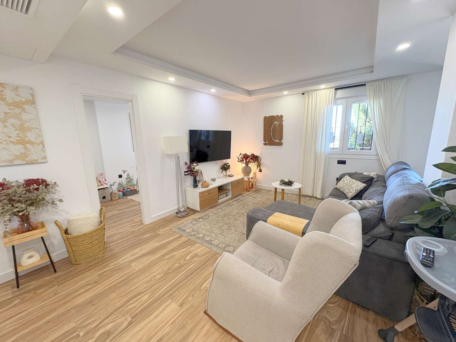 Vivienda de 3 habitaciones reformada con terraza y piscina en Alhaurín de la Torre
