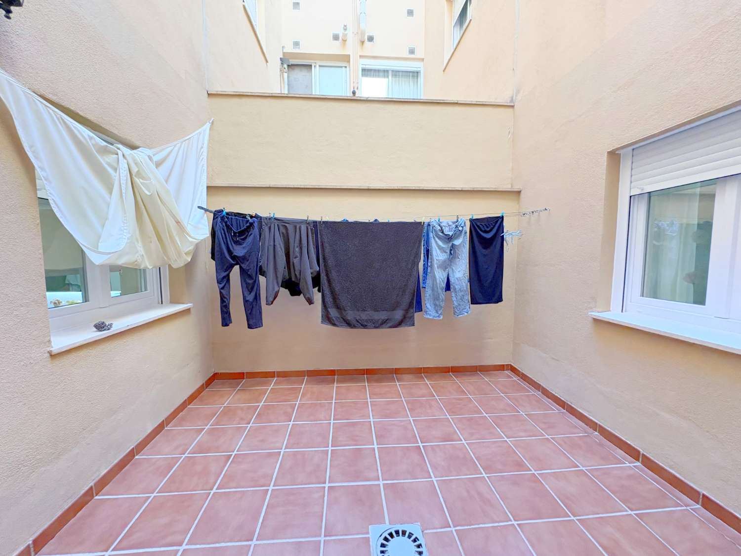 Vivienda de 3 habitaciones reformada con terraza y piscina en Alhaurín de la Torre