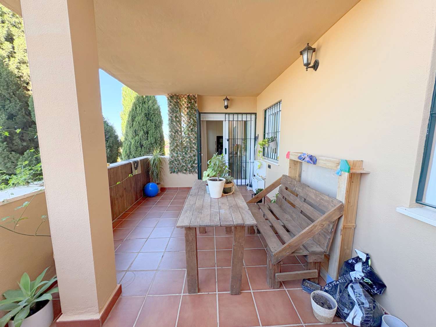 Vivienda de 3 habitaciones reformada con terraza y piscina en Alhaurín de la Torre