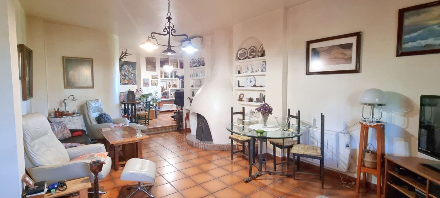 Espectacular finca rústica de 70.000 m² con vivienda de 284 m² y vistas 360º