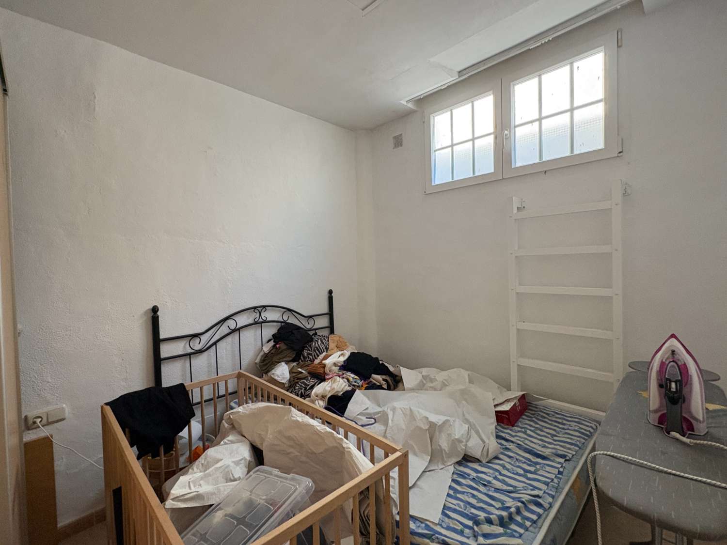 Vivienda con gran potencial de reforma y dos viviendas independientes en Campo Mijas